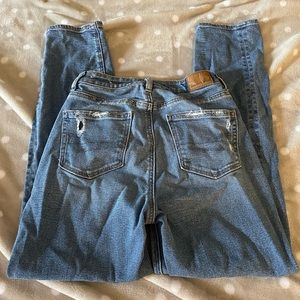 American Eagle Mom Straight Jean